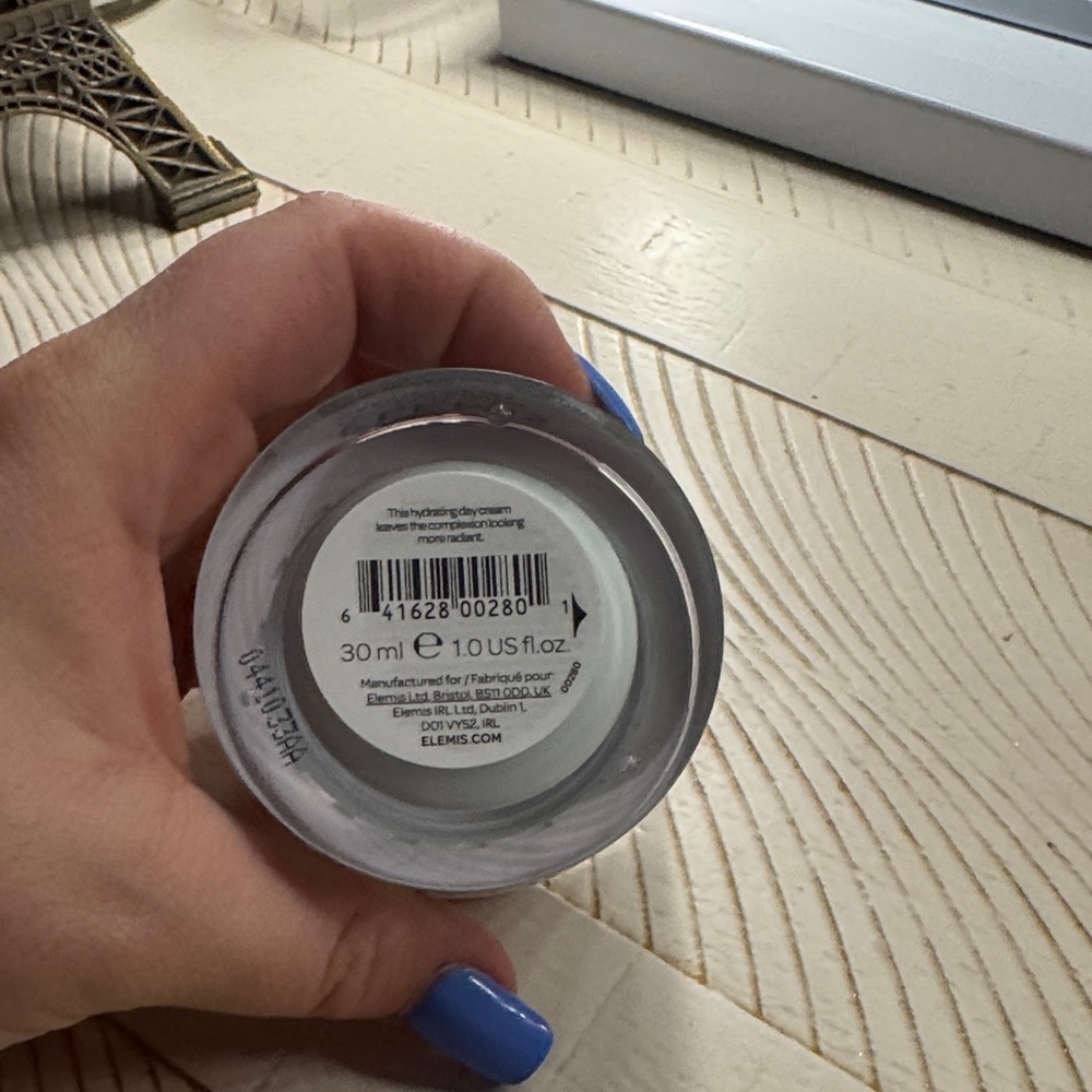 ELEMIS bundle - Picture 6 of 8